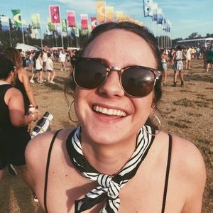 Meet your Posher, Laura beth